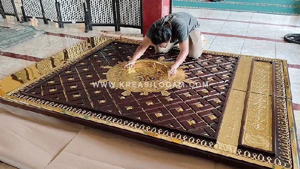 pintu-jati-minimalis-ornamen-kuningan pintu-jati-minimalis-ornamen-kuningan